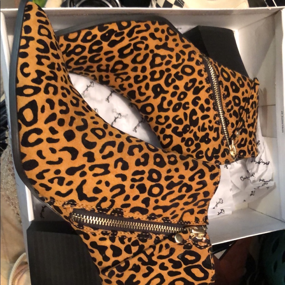 Leopard booties